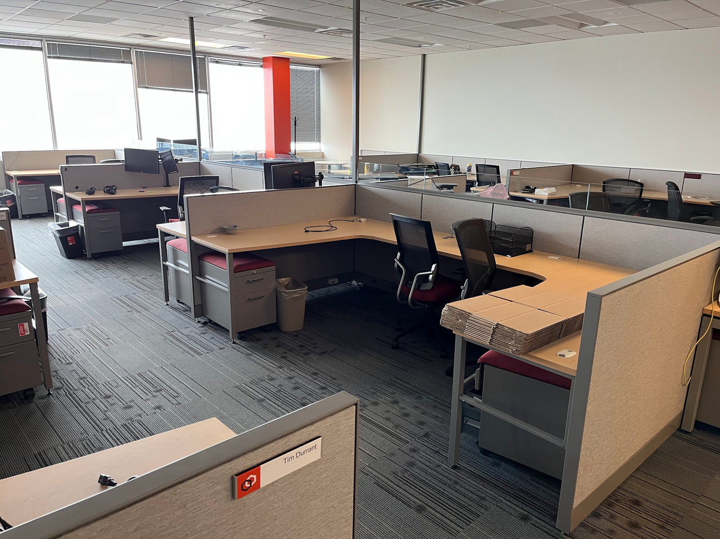 Spring Cleaning: Embrace the Benefits of Used Office Furniture