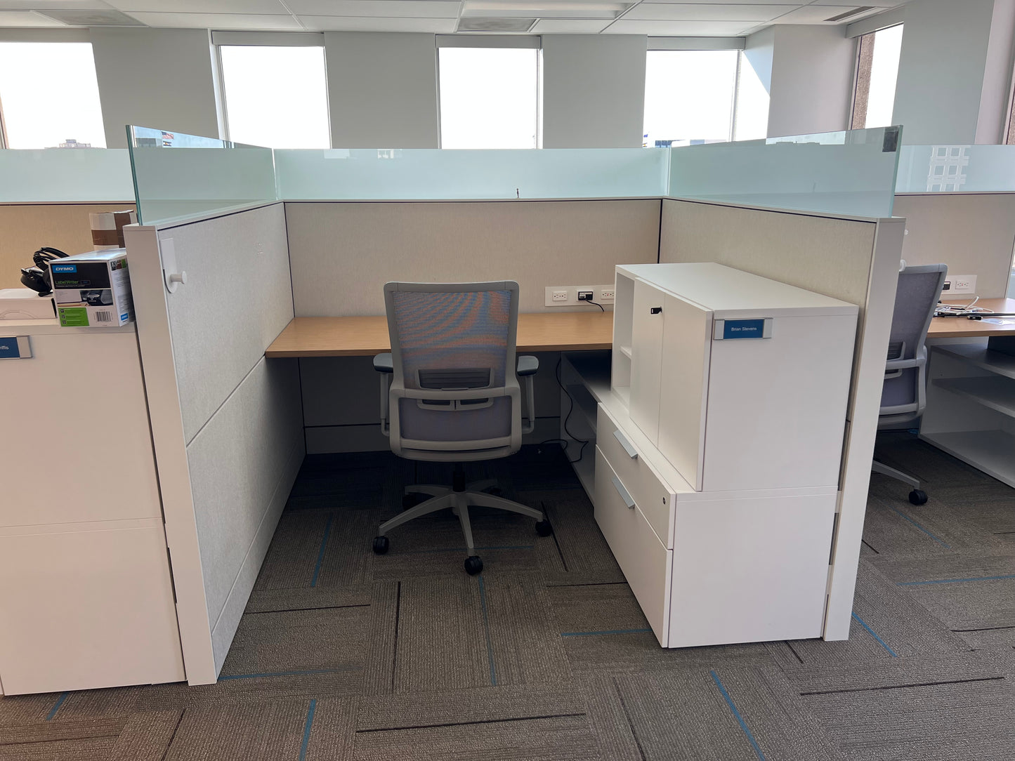 Teknion workstations 6x6 with glass