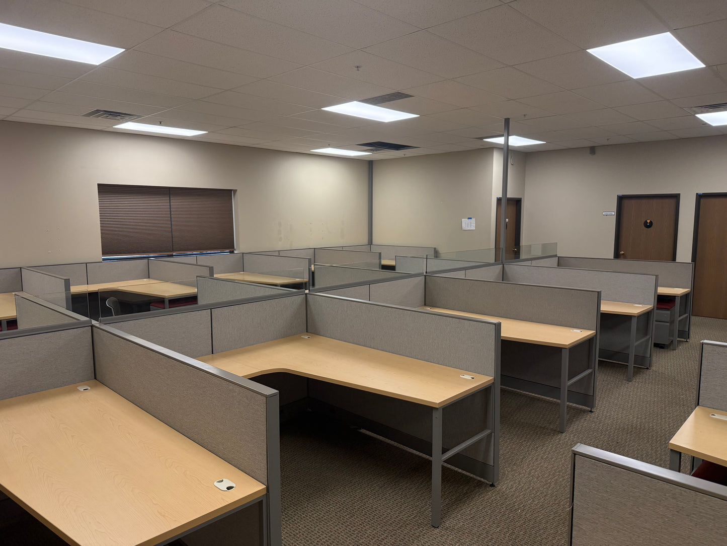 Allsteel Workstations 6x6' - 120 available