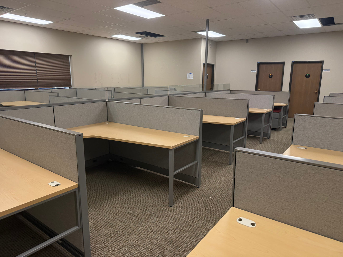 Allsteel Workstations 6x6' - 120 available