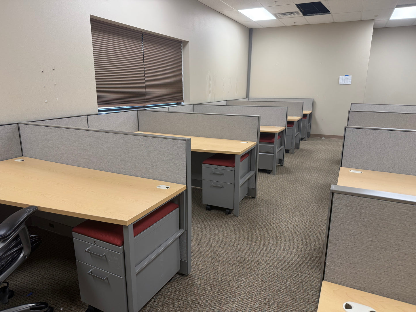 Allsteel Workstations 6x6' - 120 available
