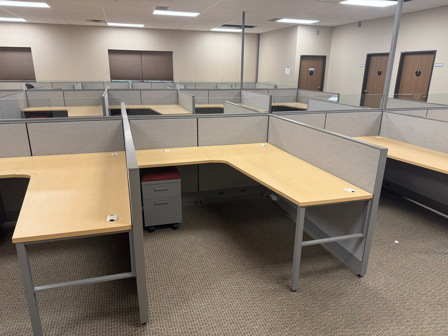 Allsteel Workstations 6x6' - 120 available