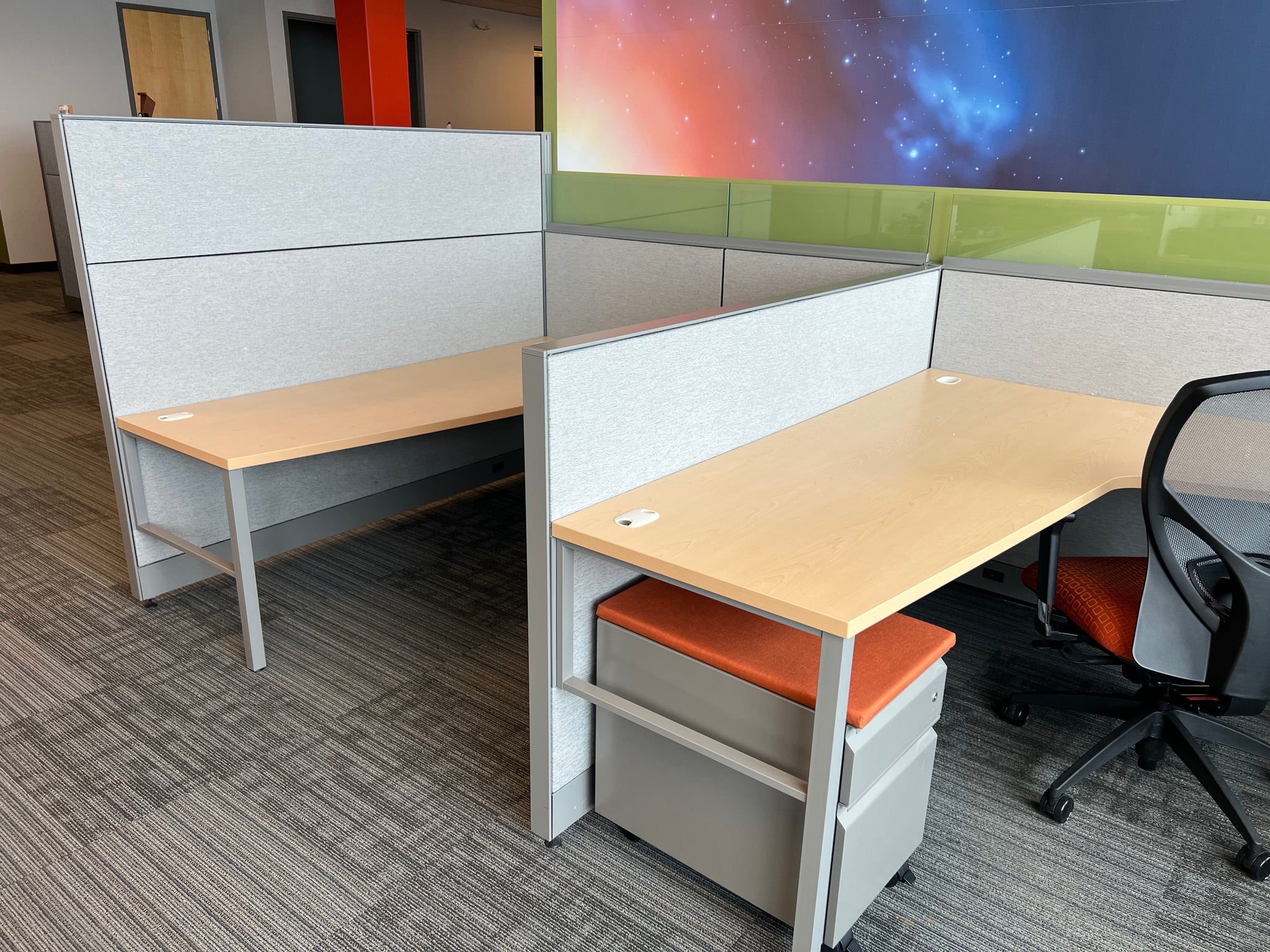 Cubicles, Workstations & Desks – LCOF