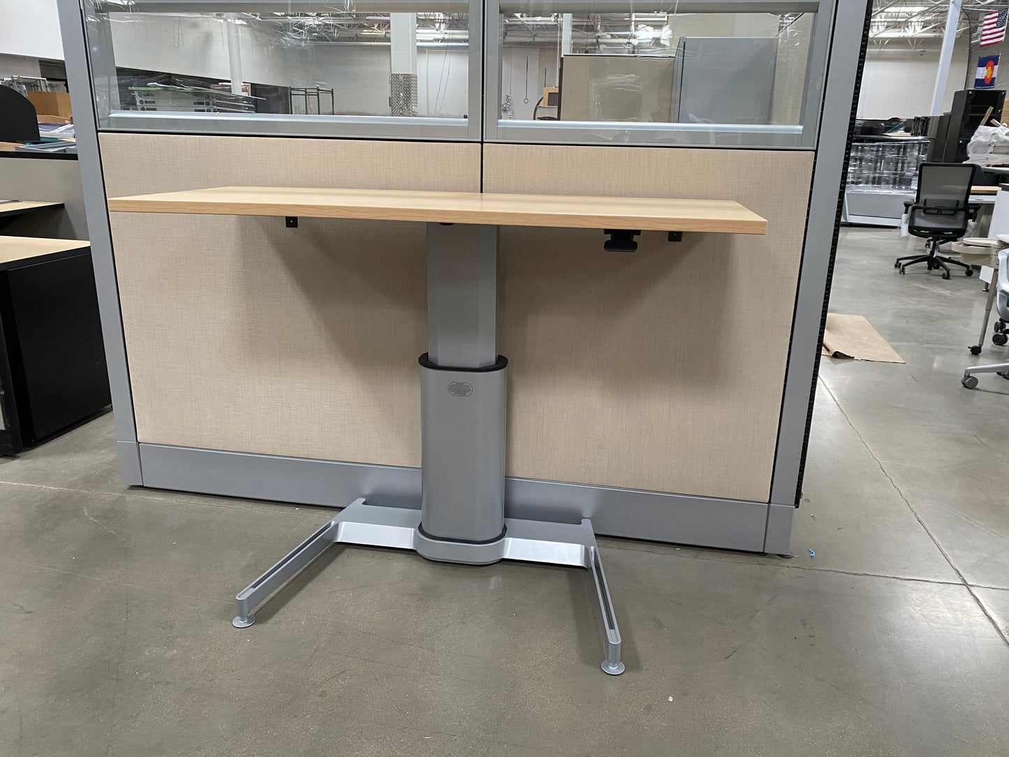 Load image into Gallery viewer, Steelcase Airtouch adjustable height desk fully raised
